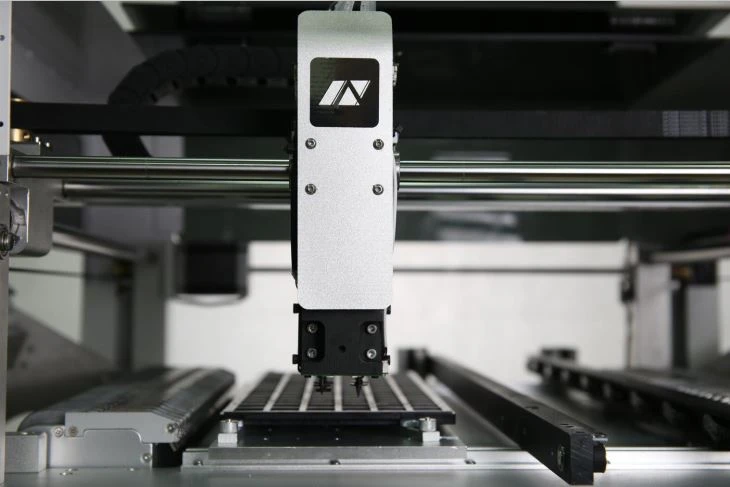 Small Pick And Place Machine Circuit Board Maker Machine